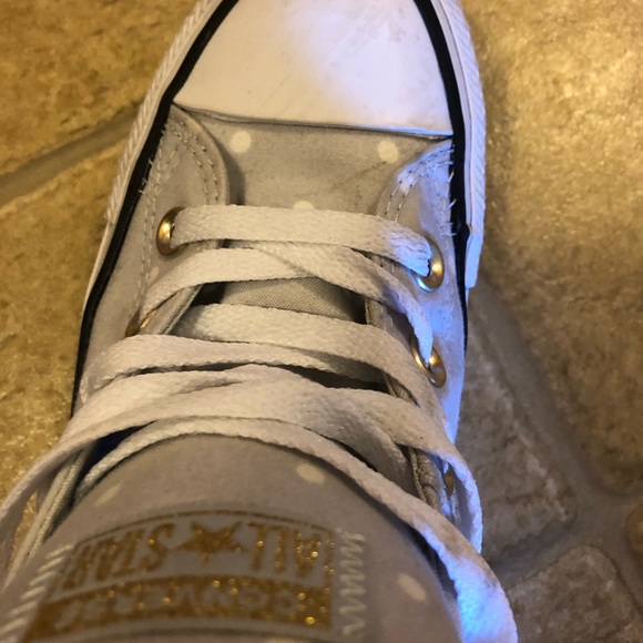 Grey with white dots converse - Picture 7 of 7
